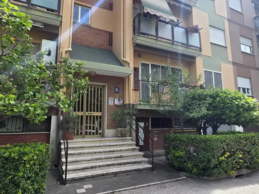 Immagine 4 di Appartamento in vendita  in Via Capo Spartivento 50 a Roma