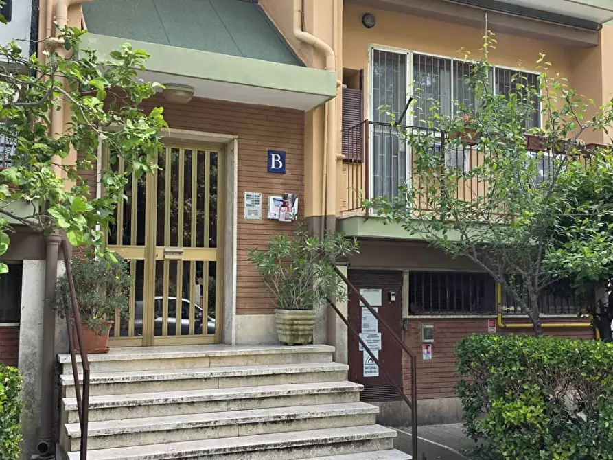 Immagine 33 di Appartamento in vendita  in Via Capo Spartivento 50 a Roma