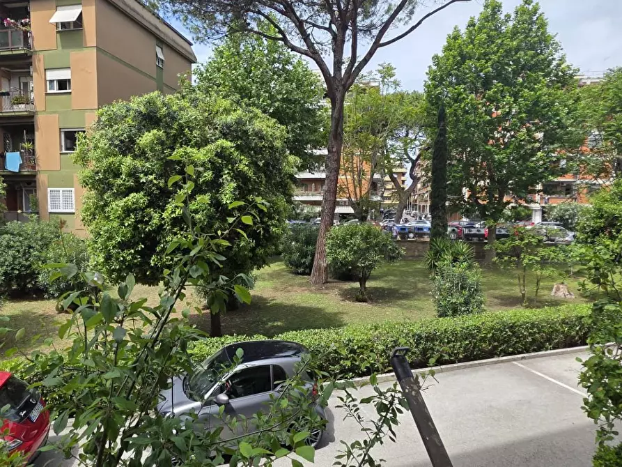 Immagine 30 di Appartamento in vendita  in Via Capo Spartivento 50 a Roma
