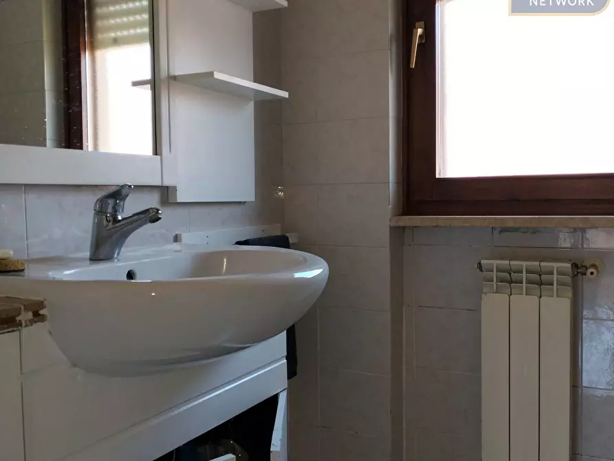 Immagine 16 di Appartamento in vendita  in viale san lorenzo a Ardea