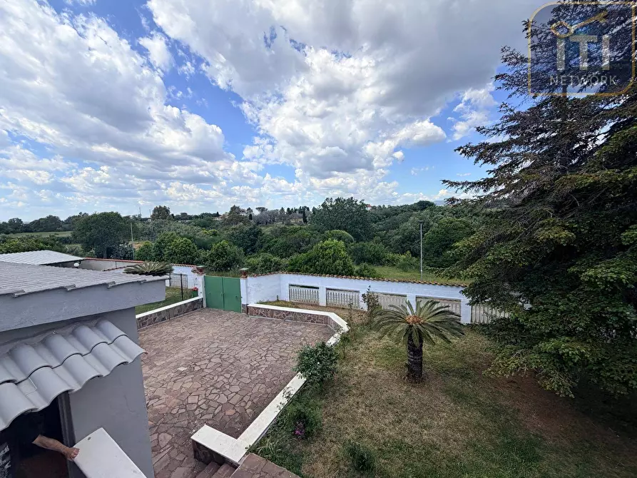 Immagine 17 di Villa in vendita  in Via Marta a Aprilia