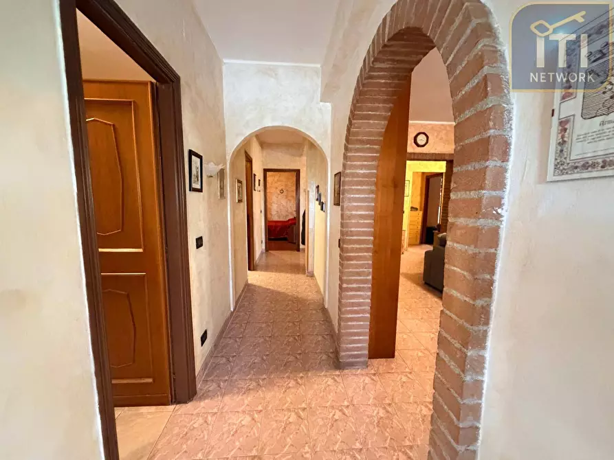 Immagine 33 di Villa in vendita  in Via Marta a Aprilia