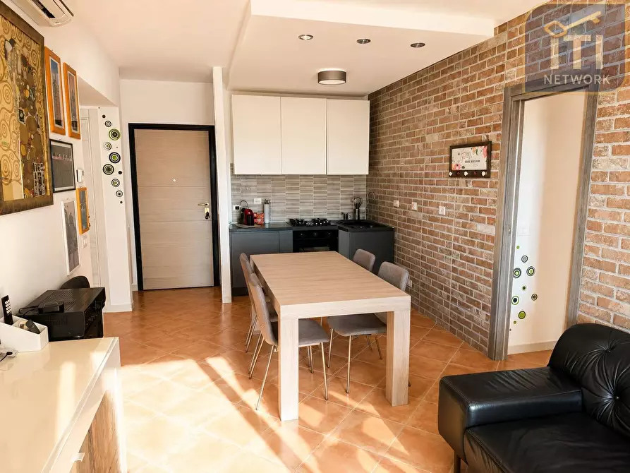 Immagine 4 di Appartamento in vendita  in Via Giorgio di Lullo 130 a Roma