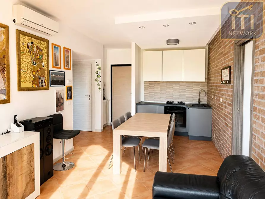 Immagine 5 di Appartamento in vendita  in Via Giorgio di Lullo 130 a Roma