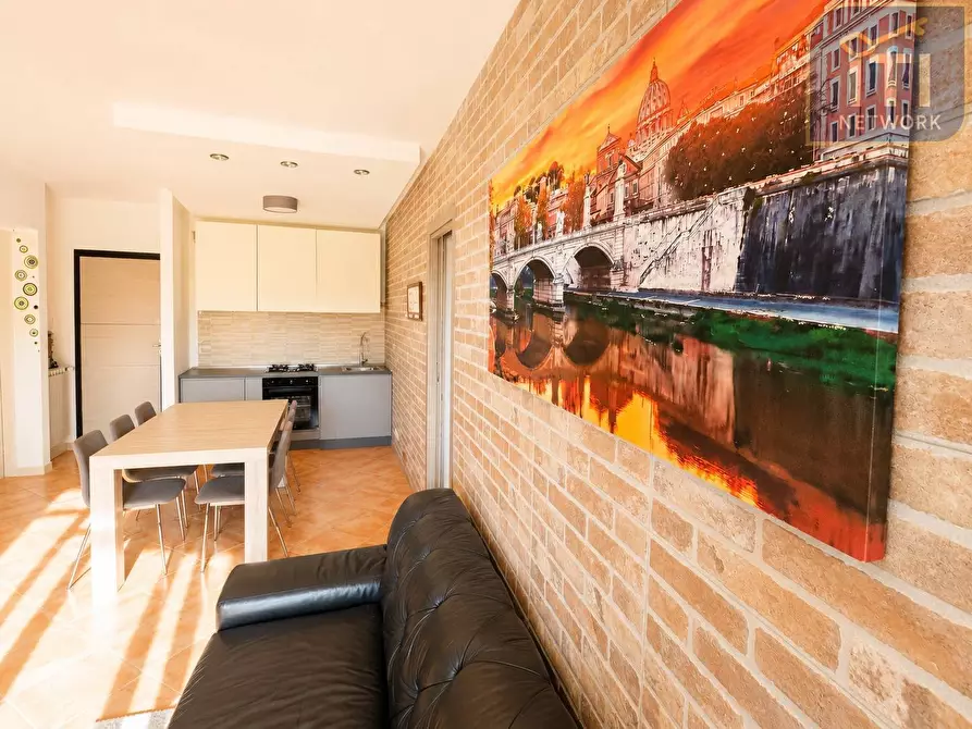 Immagine 6 di Appartamento in vendita  in Via Giorgio di Lullo 130 a Roma