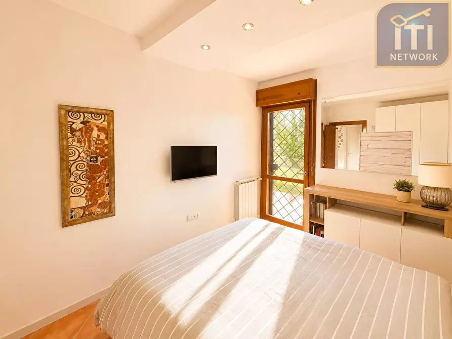 Immagine 10 di Appartamento in vendita  in Via Giorgio di Lullo 130 a Roma