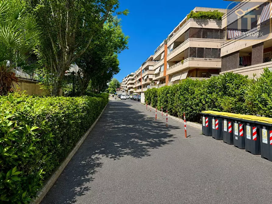 Immagine 24 di Appartamento in vendita  in Via Giorgio di Lullo 130 a Roma