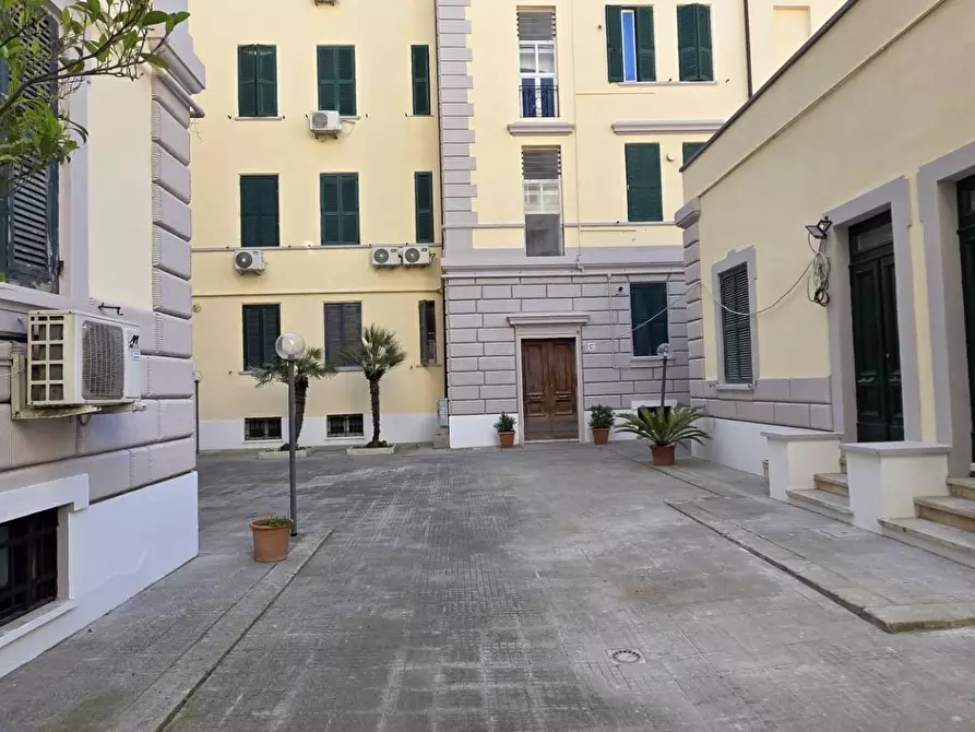Immagine 16 di Appartamento in vendita  in Piazza Anco Marzio 13 a Roma