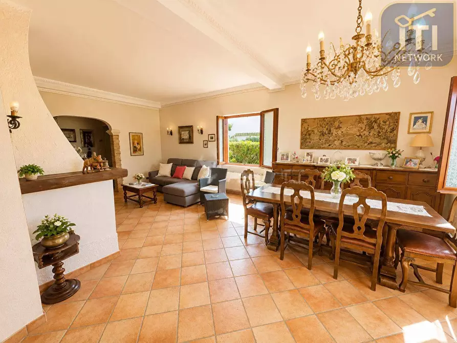 Immagine 19 di Villa in vendita  in via tanaro 91 a Ardea