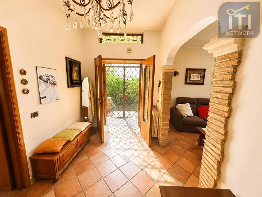 Immagine 25 di Villa in vendita  in via tanaro 91 a Ardea