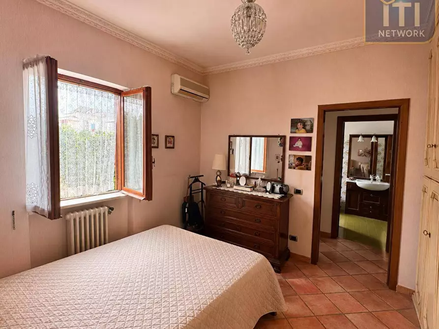 Immagine 28 di Villa in vendita  in via tanaro 91 a Ardea