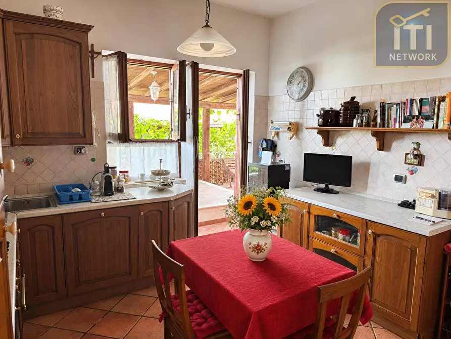 Immagine 29 di Villa in vendita  in via tanaro 91 a Ardea