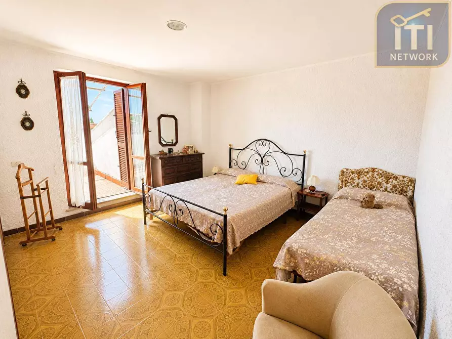 Immagine 42 di Villa in vendita  in via tanaro 91 a Ardea