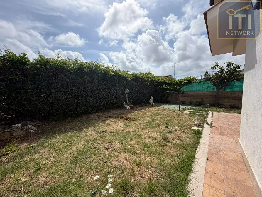 Immagine 5 di Villa in vendita  in Via Tagliamento a Ardea