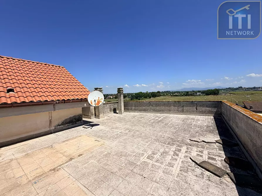 Immagine 34 di Attico in vendita  in Via Sicilia a Ardea
