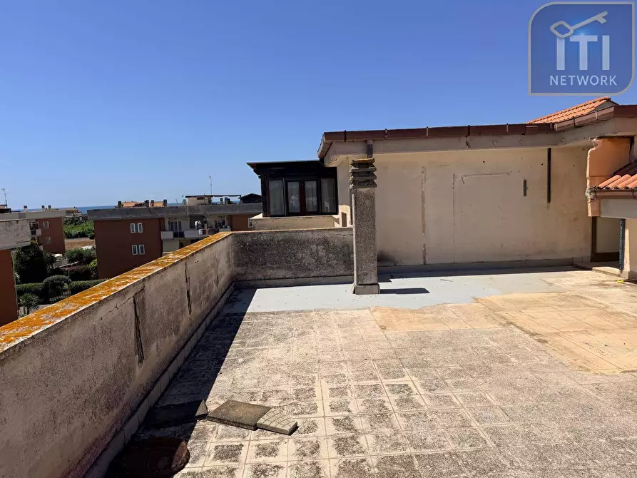 Immagine 35 di Attico in vendita  in Via Sicilia a Ardea