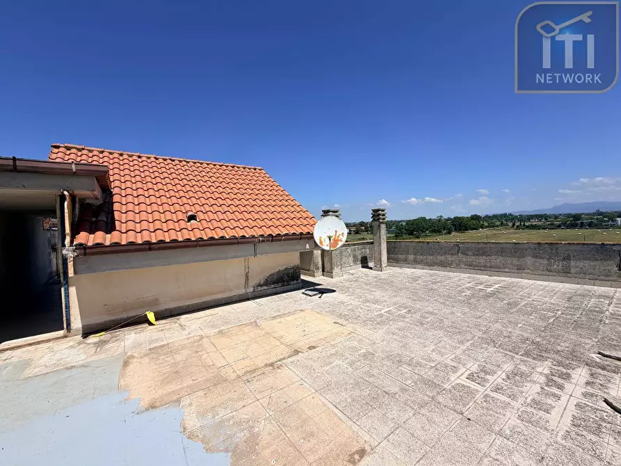 Immagine 33 di Attico in vendita  in Via Sicilia a Ardea