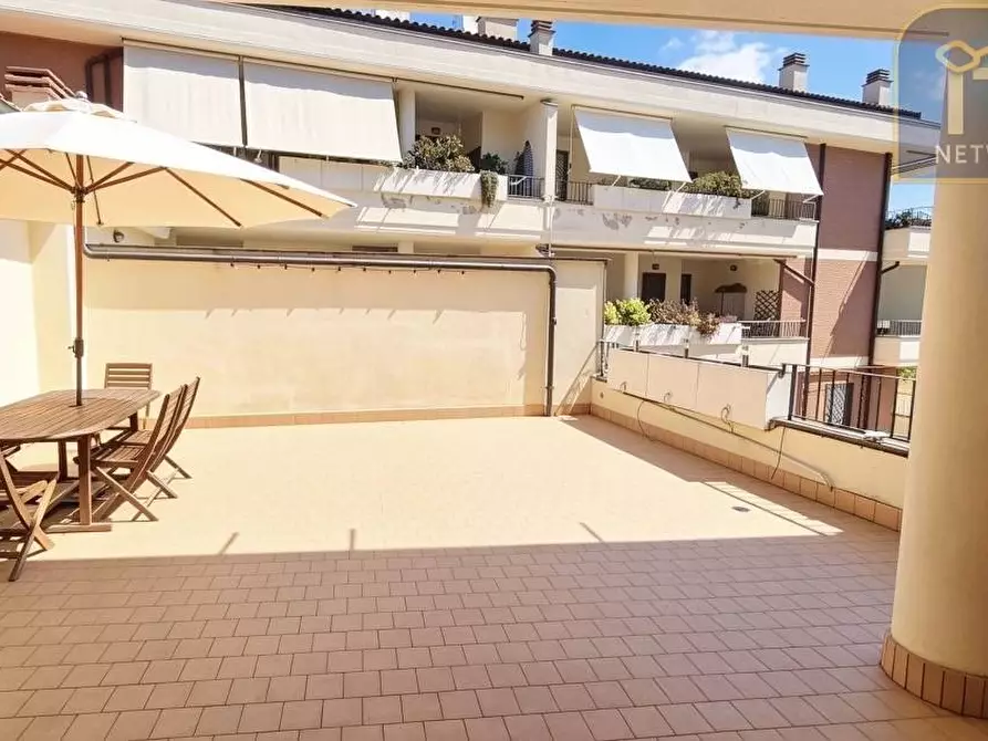 Immagine 4 di Appartamento in vendita  in Via Domenico Ceccarossi a Roma