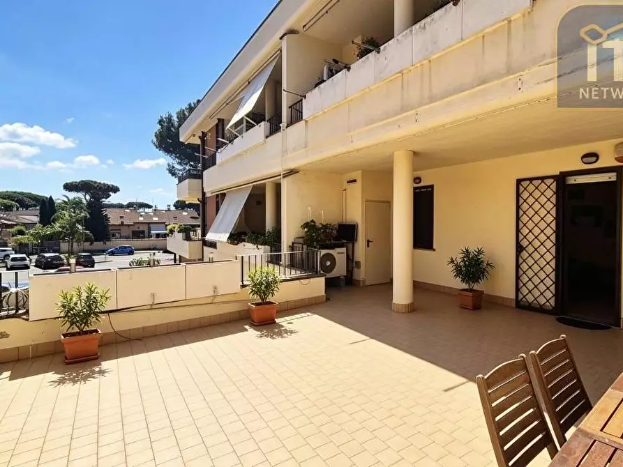 Immagine 18 di Appartamento in vendita  in Via Domenico Ceccarossi a Roma