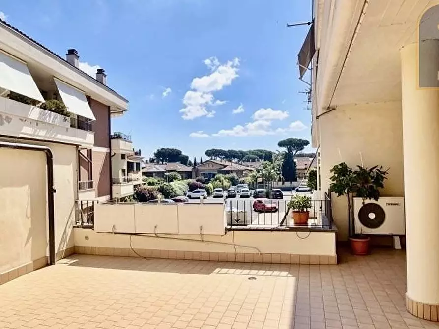 Immagine 13 di Appartamento in vendita  in Via Domenico Ceccarossi a Roma