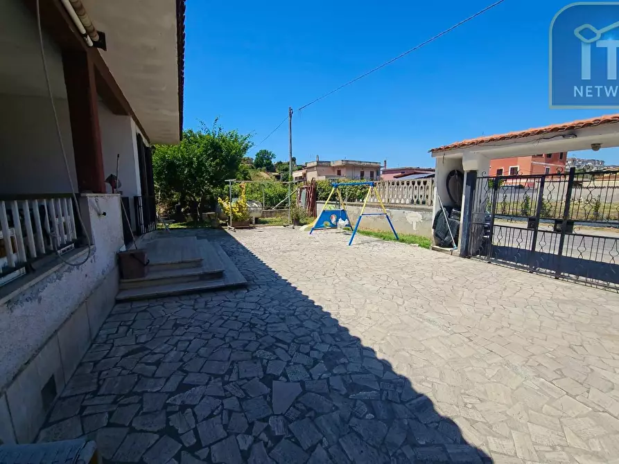 Immagine 1 di Villa in vendita  in via mare del nettare a Ardea