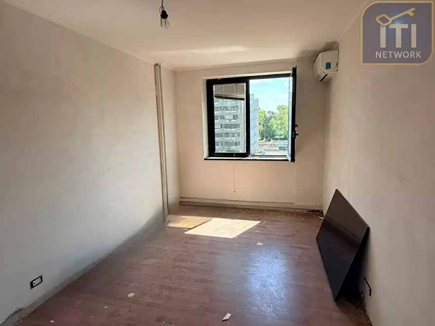Immagine 12 di Appartamento in vendita  in Via Ottone Fattiboni a Roma