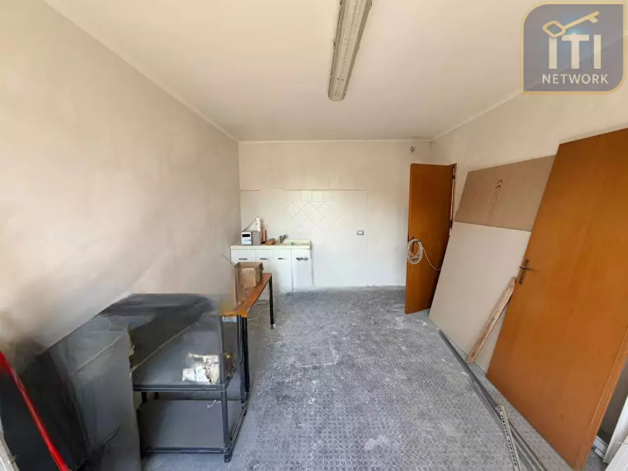 Immagine 9 di Appartamento in vendita  in Via Ottone Fattiboni a Roma