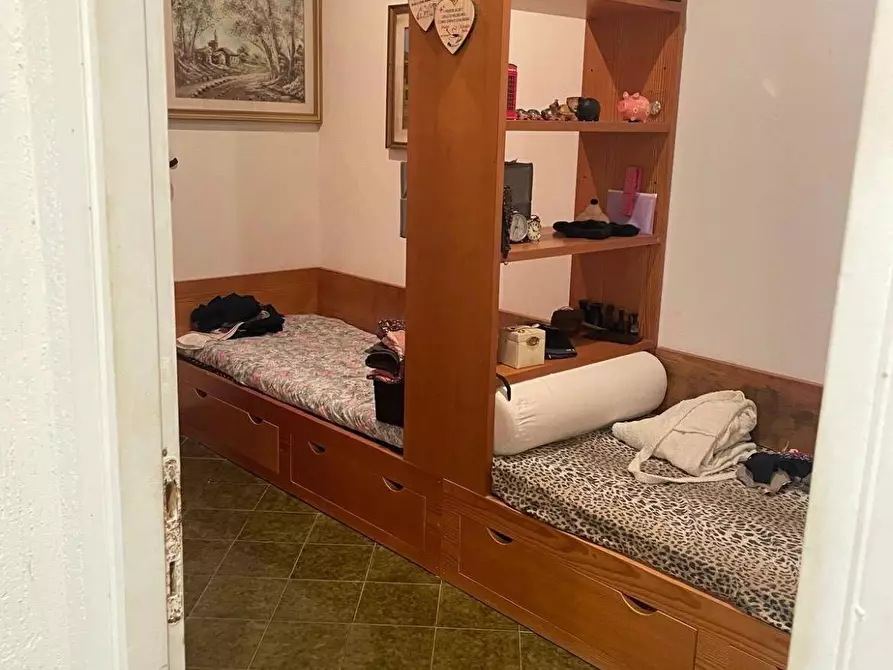 Immagine 19 di Villa in vendita  in via delle petunie a Anzio