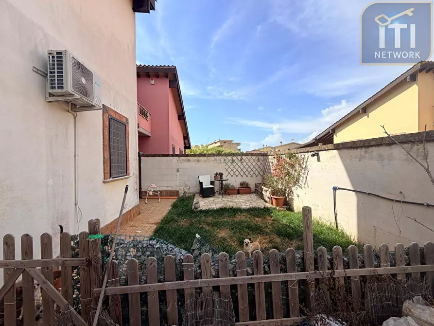 Immagine 14 di Villa in vendita  in Via Scrivia a Ardea