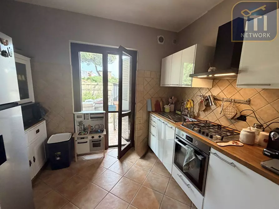 Immagine 10 di Villa in vendita  in Via Scrivia a Ardea