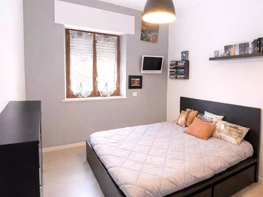 Immagine 17 di Appartamento in vendita  in via Verzino 14 a Roma