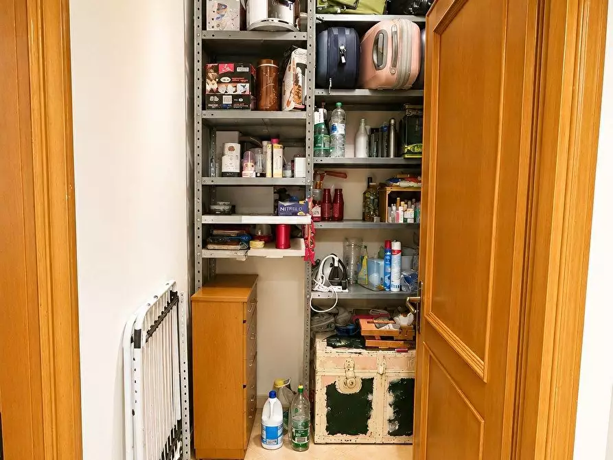 Immagine 16 di Appartamento in vendita  in via Verzino 14 a Roma