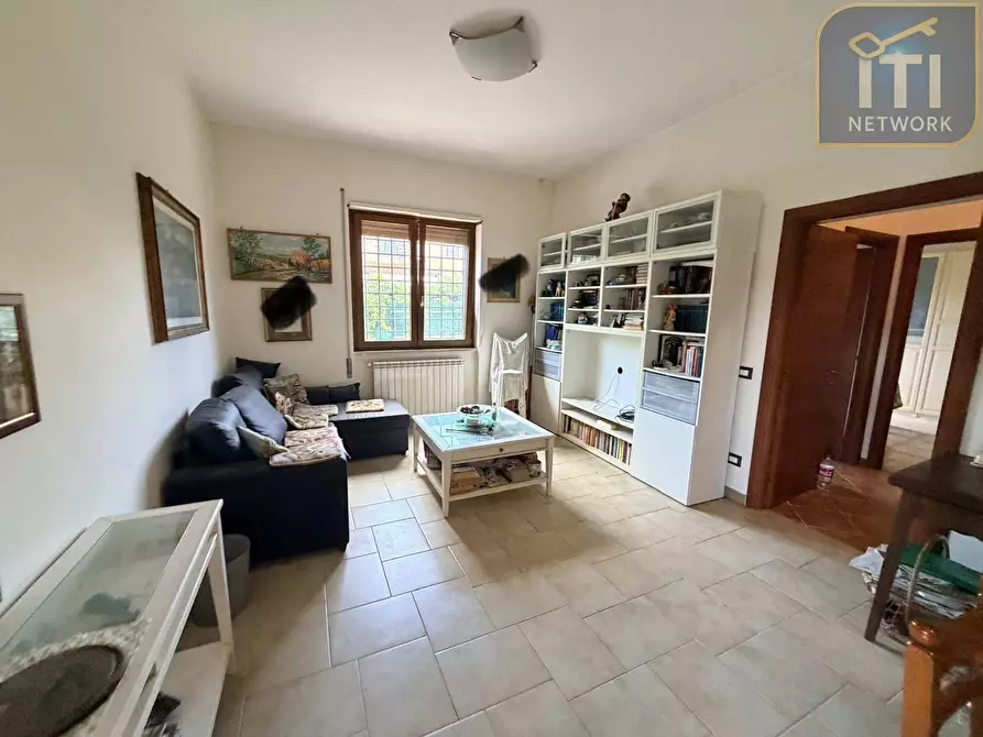 Immagine 11 di Villa in vendita  in Via Delle Acacie a Ardea