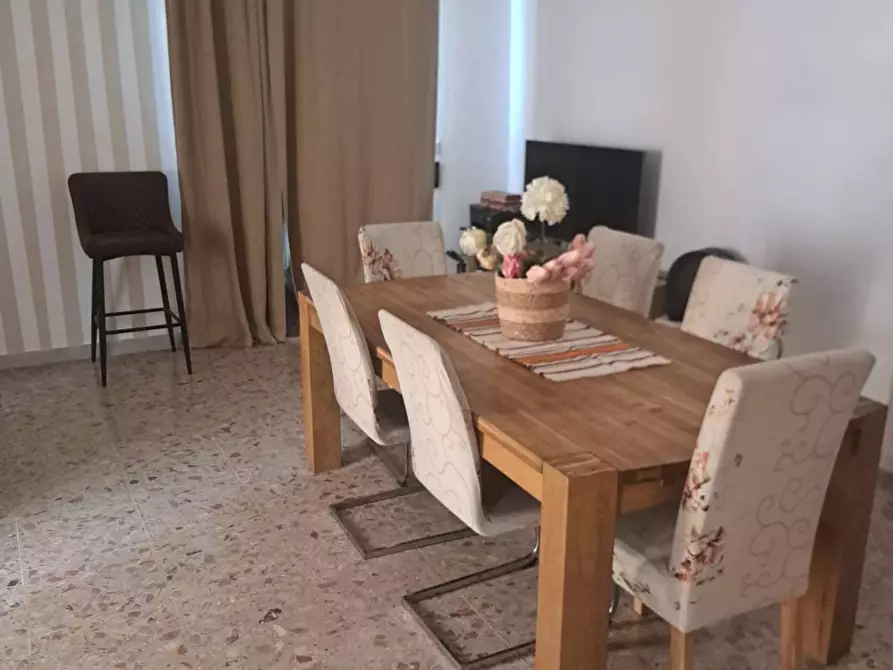 Immagine 2 di Appartamento in vendita  in via Leonardo da Vinci a Aprilia
