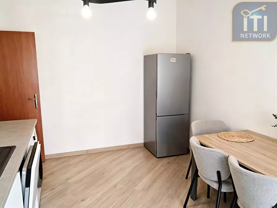 Immagine 10 di Appartamento in vendita  in Viale Vasco De Gama 84 a Roma