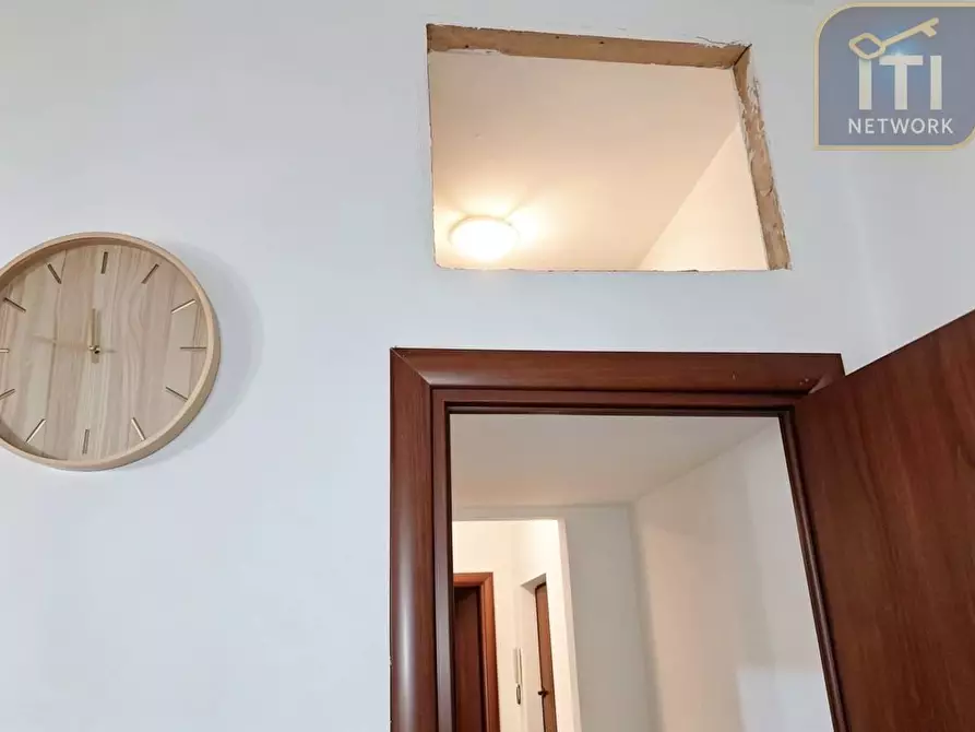 Immagine 12 di Appartamento in vendita  in Viale Vasco De Gama 84 a Roma