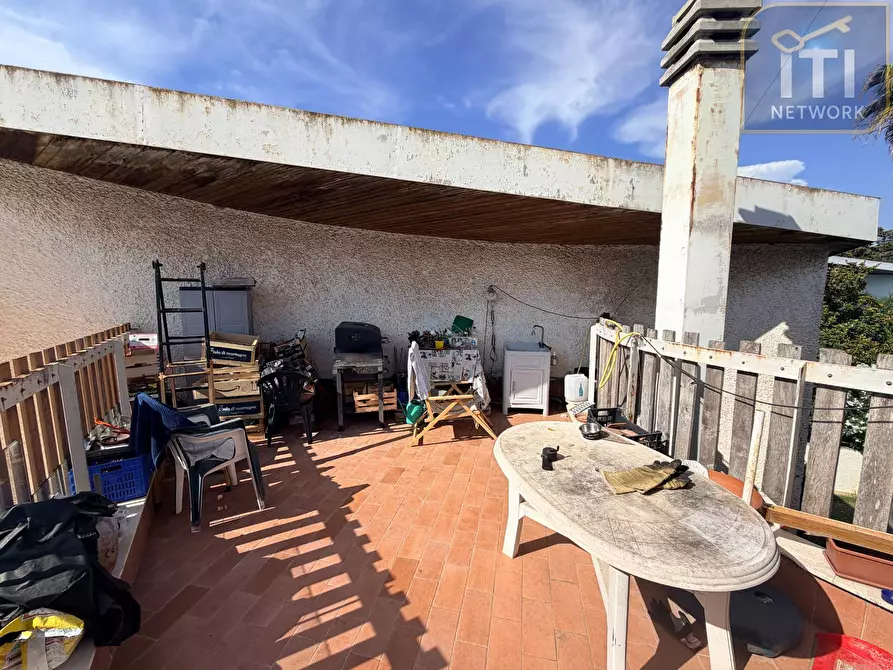 Immagine 46 di Villa in vendita  in Via Protagora a Roma