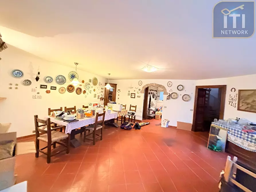 Immagine 63 di Villa in vendita  in Via Protagora a Roma