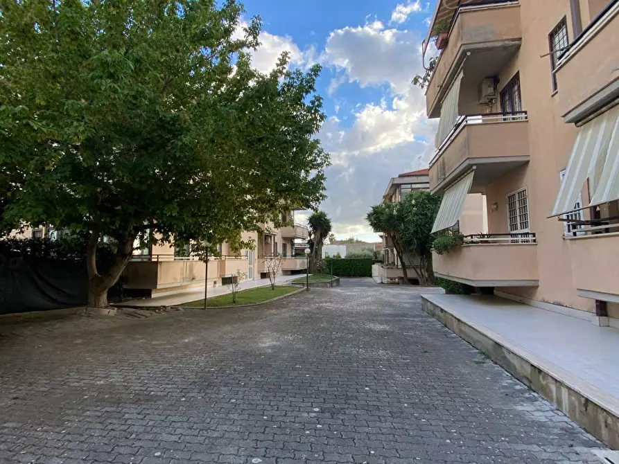 Immagine 10 di Appartamento in vendita  in via ninfa a Aprilia