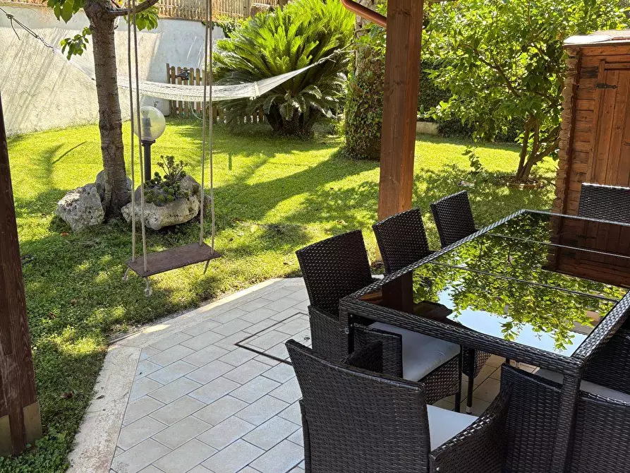 Immagine 11 di Appartamento in vendita  in via ninfa a Aprilia