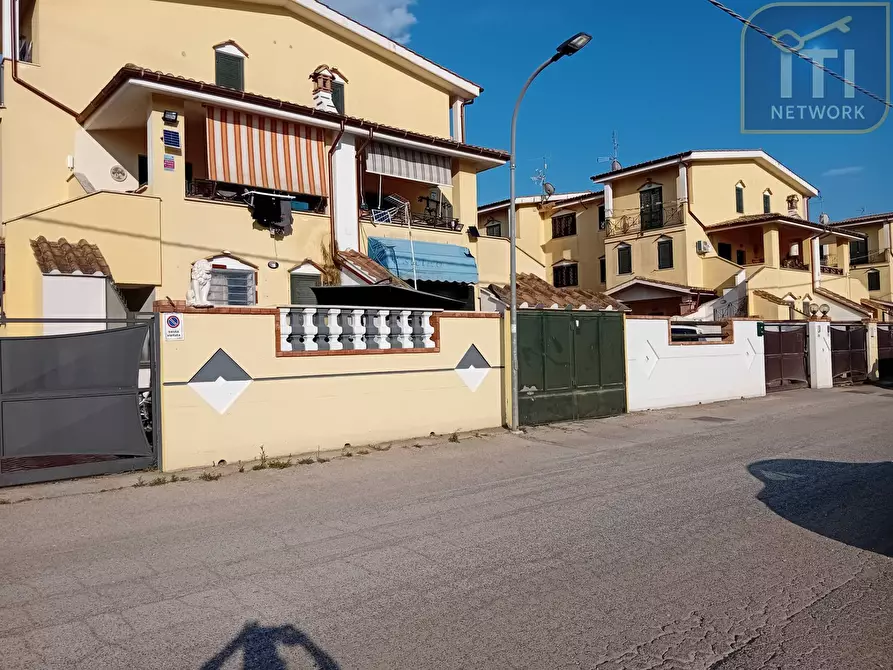 Immagine 41 di Multiproprietà in vendita  in via Taglio delle cinque miglia a Nettuno
