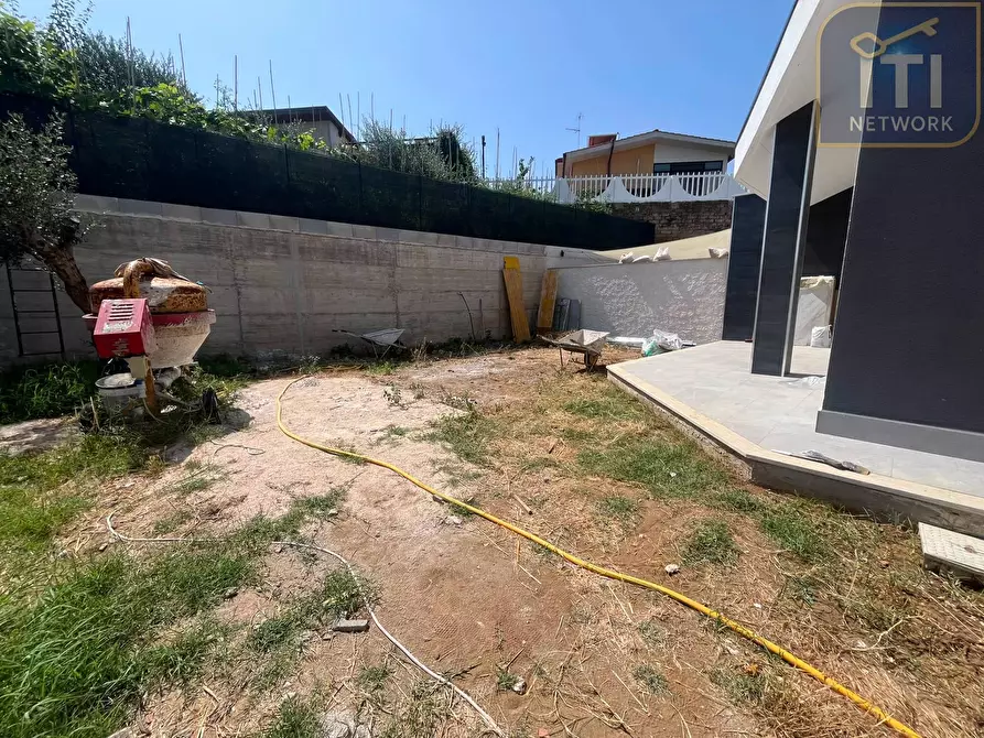 Immagine 8 di Casa semindipendente in vendita  in VIA BURANO a Ardea