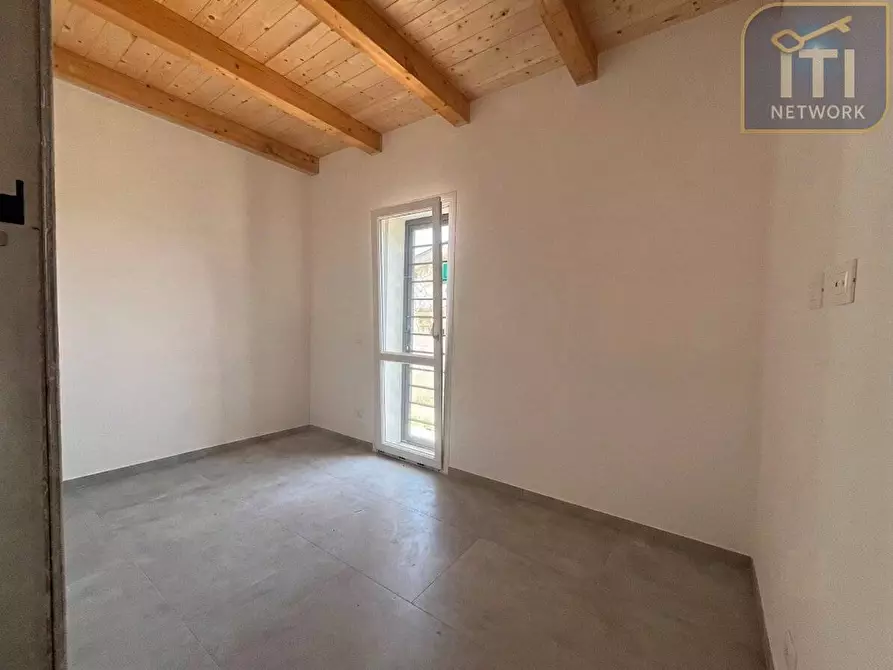 Immagine 9 di Casa semindipendente in vendita  in VIA BURANO a Ardea