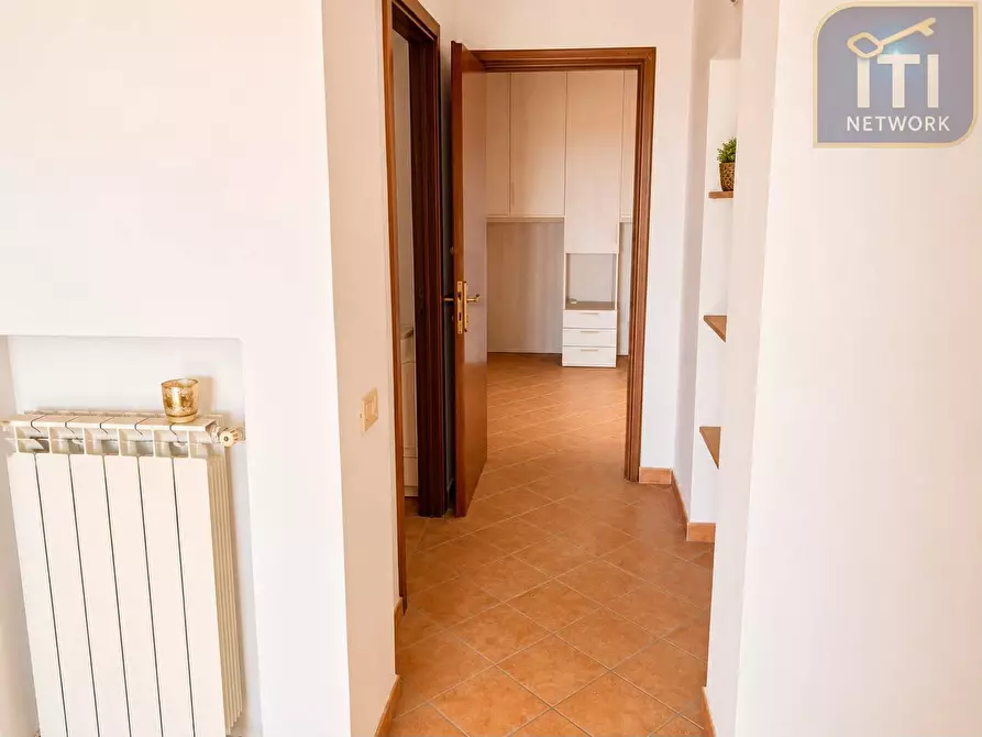 Immagine 7 di Appartamento in vendita  in Lungomare Duca Degli Abruzzi a Roma