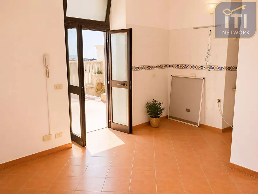 Immagine 18 di Appartamento in vendita  in Lungomare Duca Degli Abruzzi a Roma