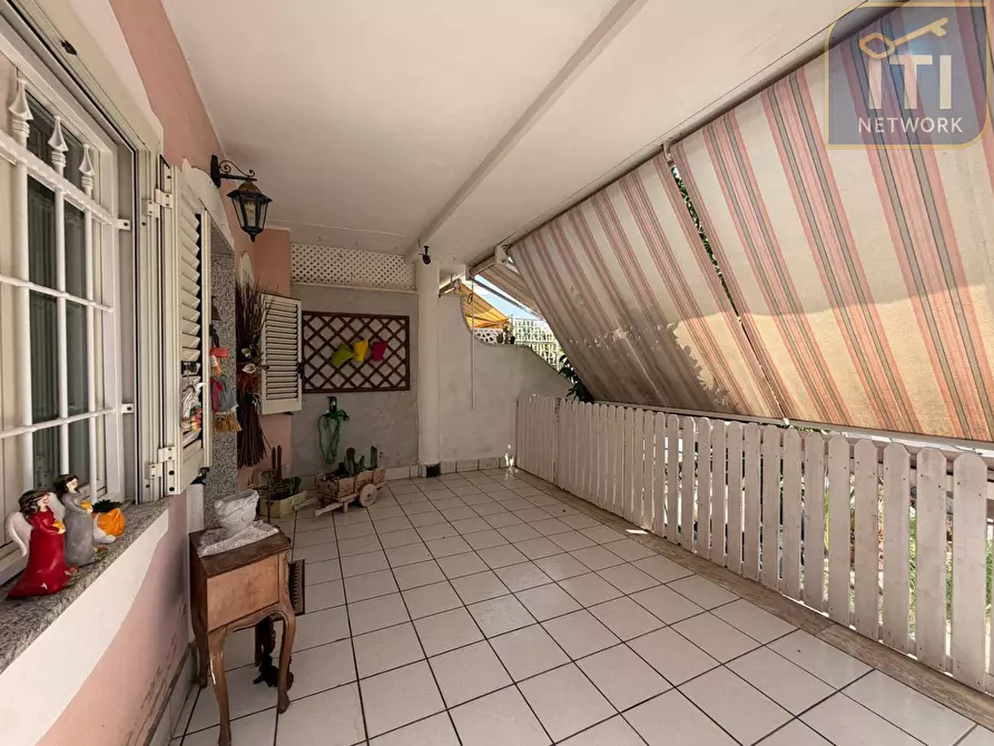 Immagine 2 di Villa in vendita  in Via Adda a Ardea