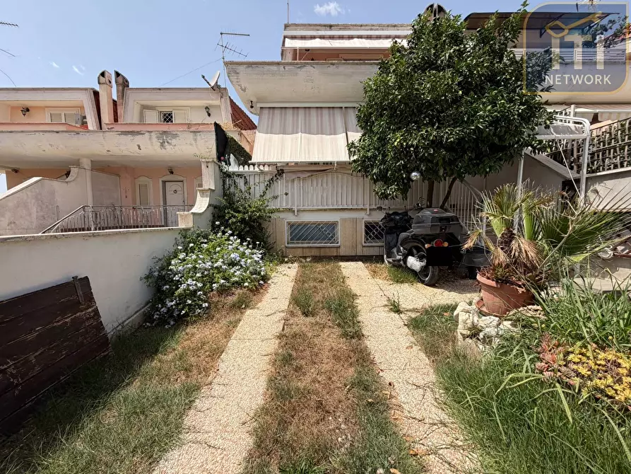 Immagine 7 di Villa in vendita  in Via Adda a Ardea