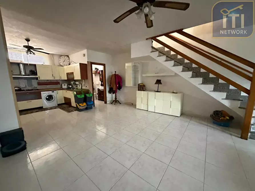 Immagine 22 di Villa in vendita  in Via Adda a Ardea