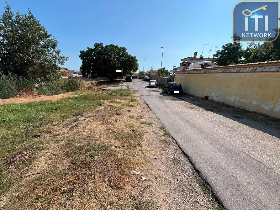 Immagine 5 di Villa in vendita  in via dei gigli 10 a Pomezia
