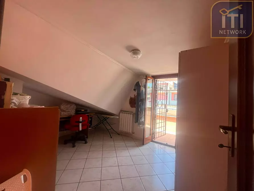 Immagine 12 di Casa semindipendente in vendita  in via degli argonauti a Pomezia